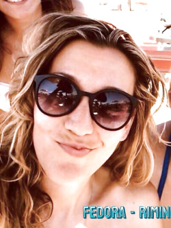 FEDORA BIONDA SEXY DI RIMINI