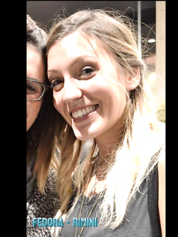 FEDORA BIONDA SEXY DI RIMINI