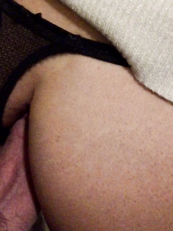 Mia moglie! Che troia svuotatevi le palle, adora la sborra .