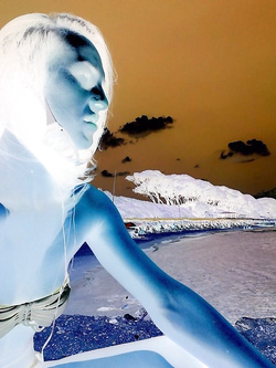 Guardatemi anche senza occhiali, come mi preferite?