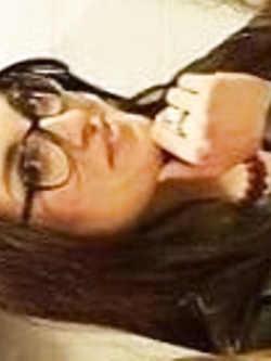 Pompinara con gli occhiali!