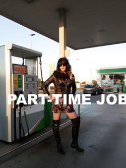 PUTTANE PROSTITUTE WHOORES PER STRADA EUROPA