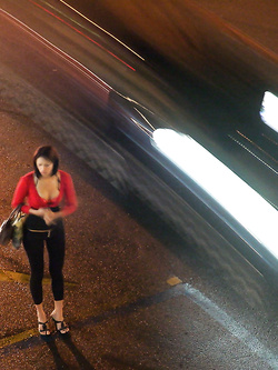 PUTTANE PROSTITUTE WHOORES PER STRADA EUROPA