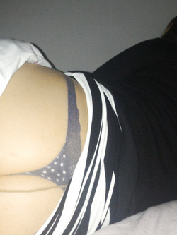 CASALINGHE MOGLI IN COLLANT PER CASA