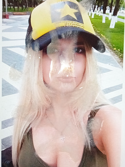 SBORRATE SU FOTO DI AMICHE