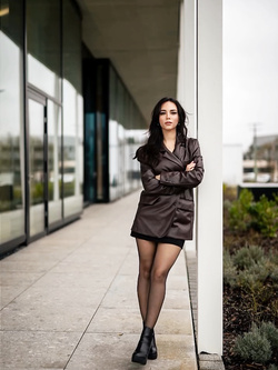 German pantyhose slut Kristina Evelyna Parte 2