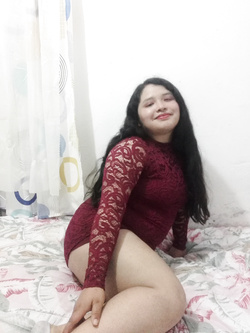 Coño grande y rico de esta puta