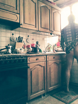 "sempre nudo: i love to suck it"