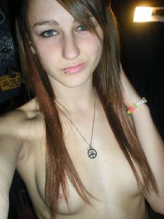 Foto di una vergine diciottenne