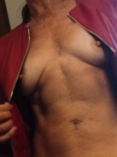 in camerino a provare il giacchino