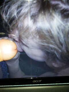 i miei tributi per vostra moglie