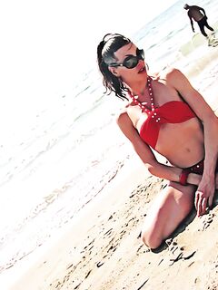 MARCO E' ANDATO VIA..VIENOI TU E FREQUENTIAMOCI